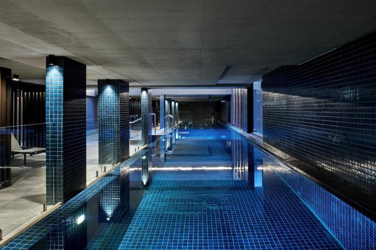 Midnight Hotel, Autograph Collection Canberra Exteriör bild The pool at the hotel
