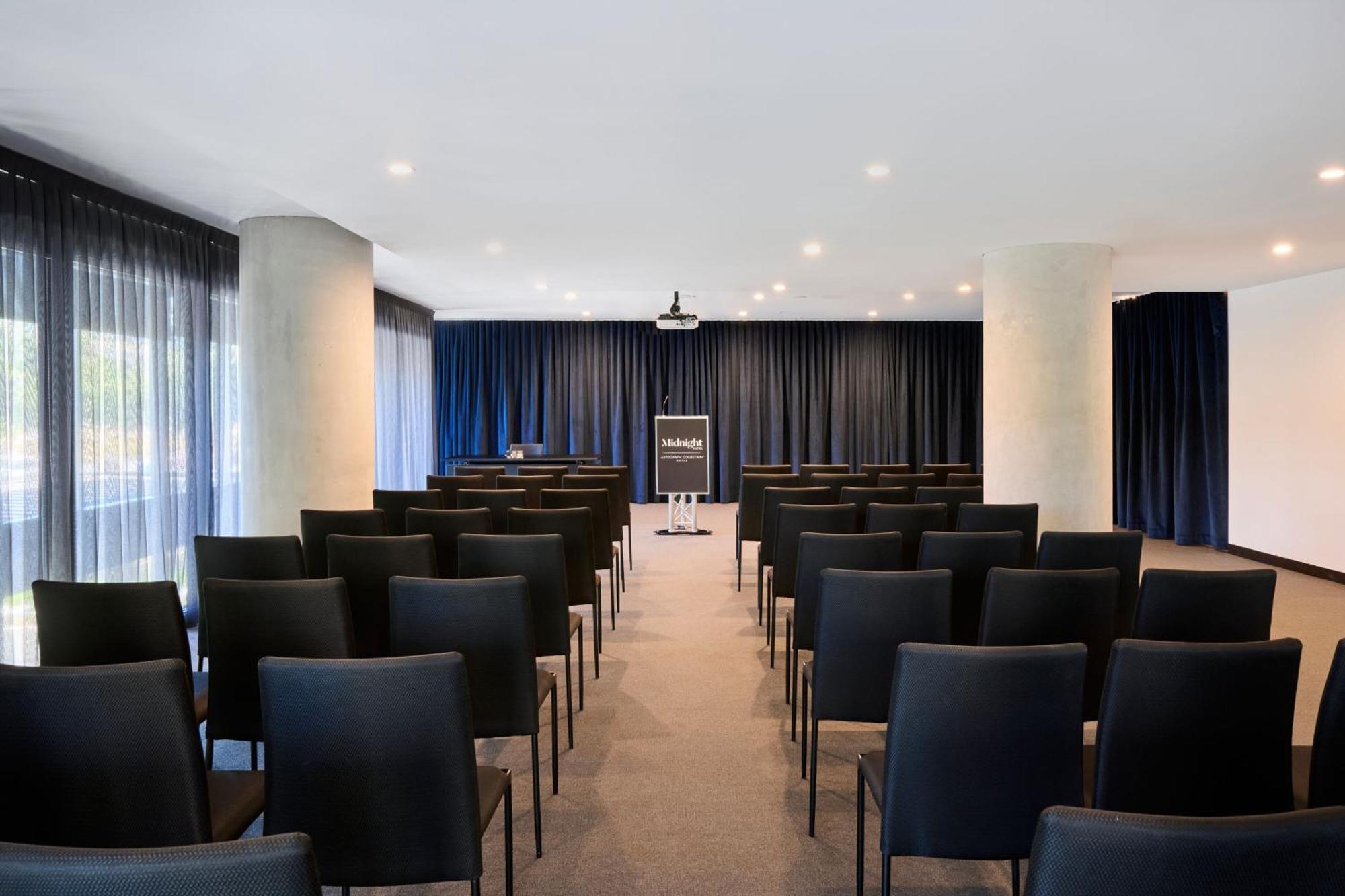 Midnight Hotel, Autograph Collection Canberra Exteriör bild The Auditorium