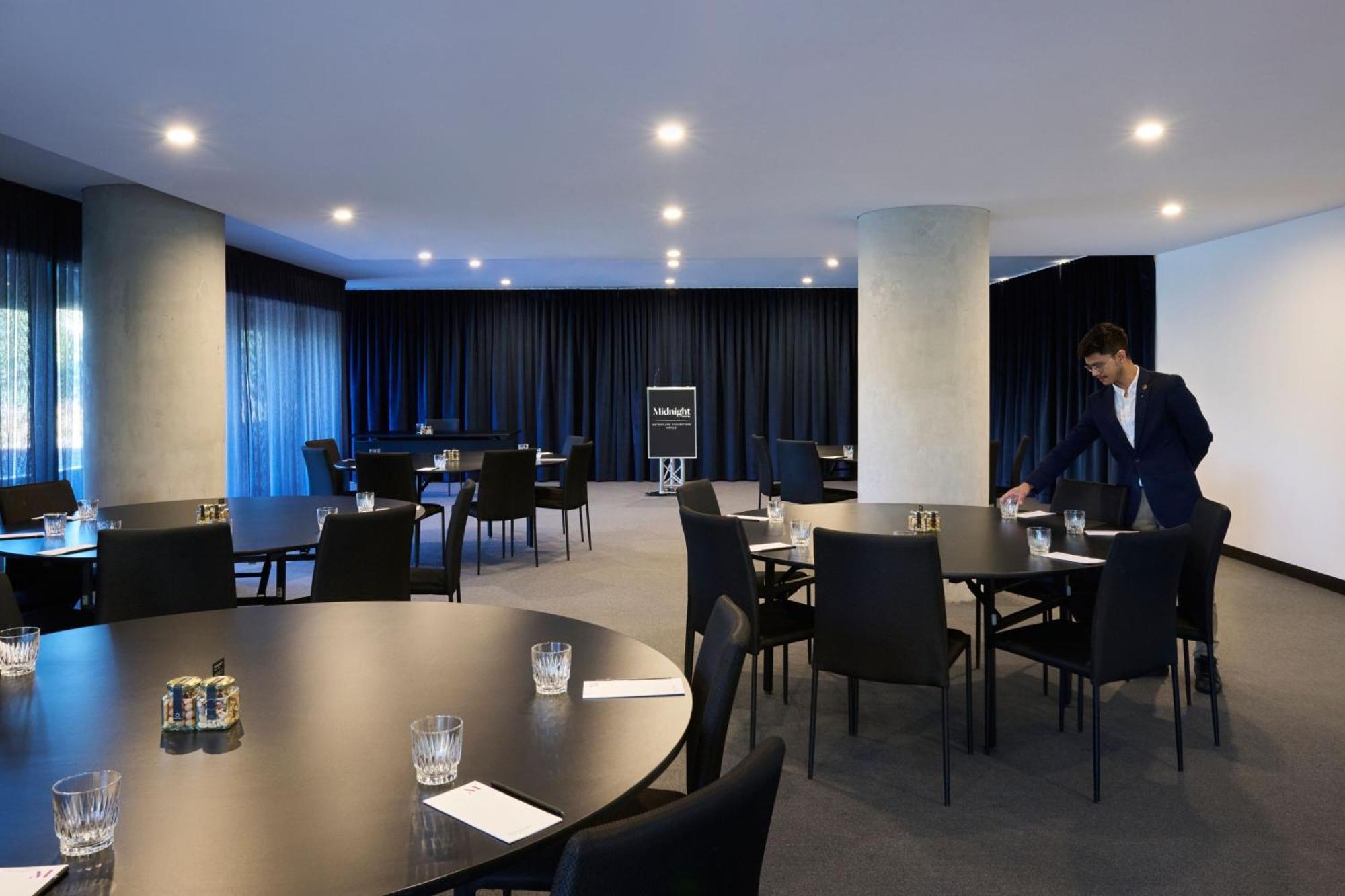 Midnight Hotel, Autograph Collection Canberra Exteriör bild Meeting room at the Hotel