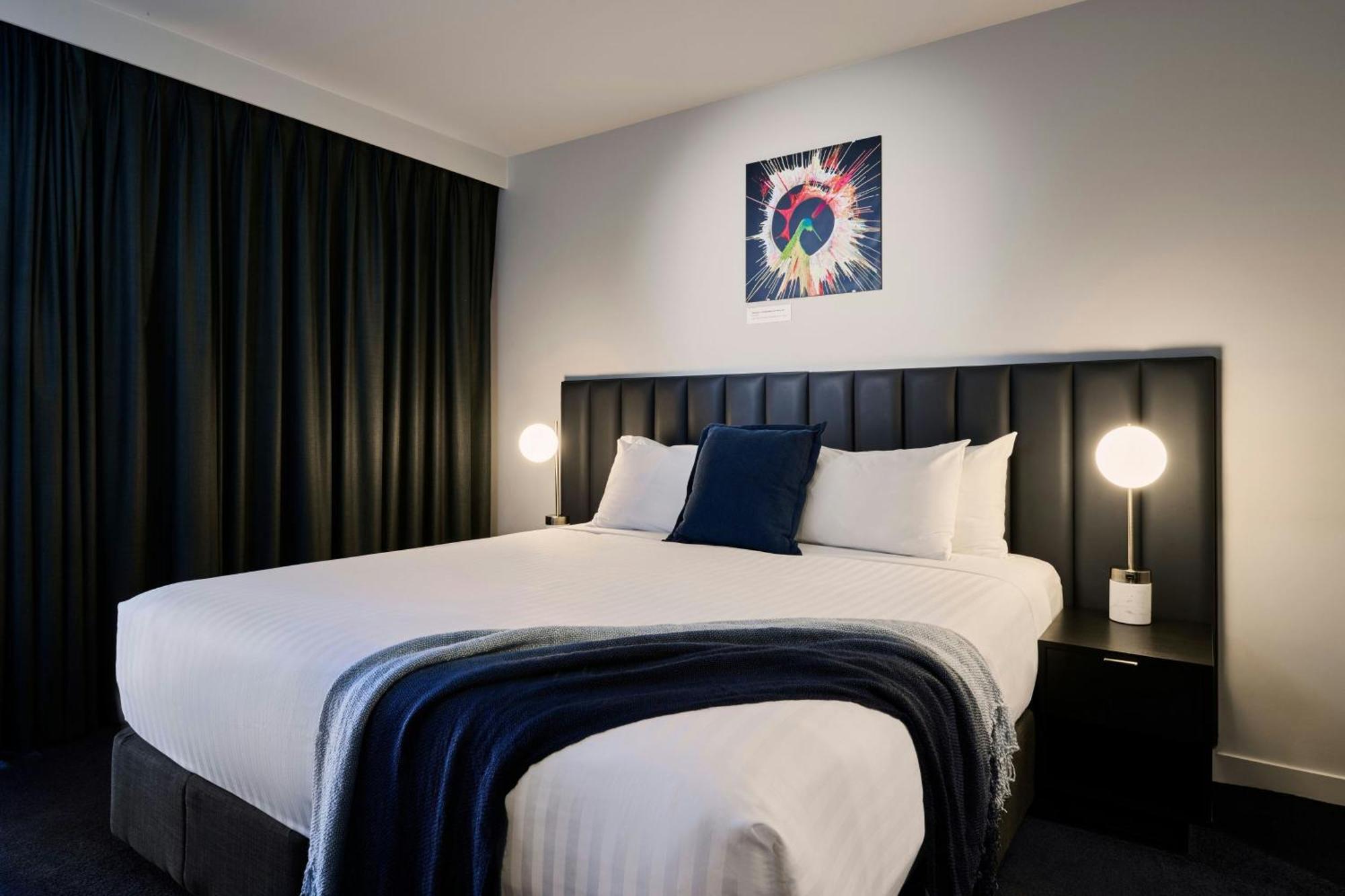 Midnight Hotel, Autograph Collection Canberra Exteriör bild